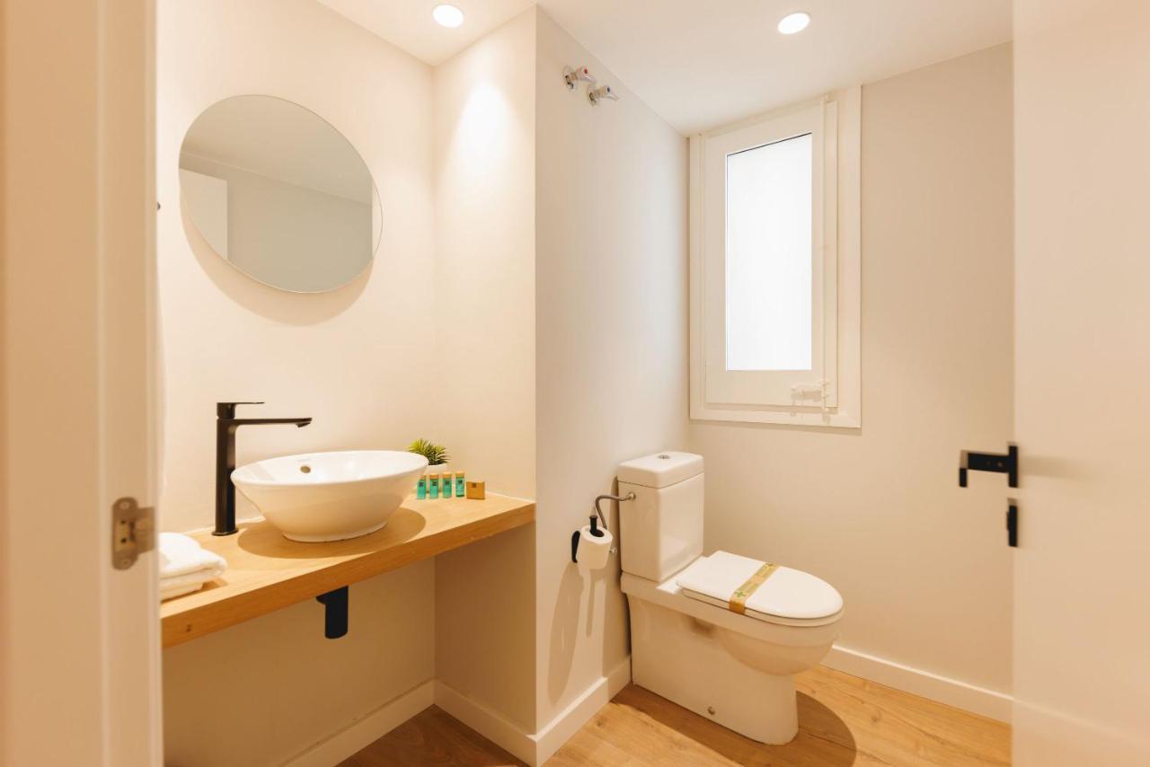 Bravissimo Cort Reial Duplex, Spacious With 3 Bedrooms خيرونا المظهر الخارجي الصورة