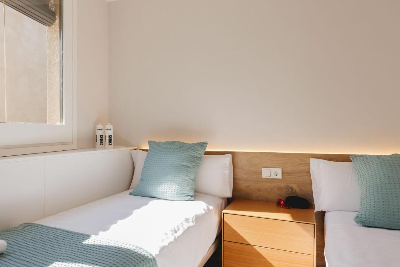 Bravissimo Cort Reial Duplex, Spacious With 3 Bedrooms خيرونا المظهر الخارجي الصورة
